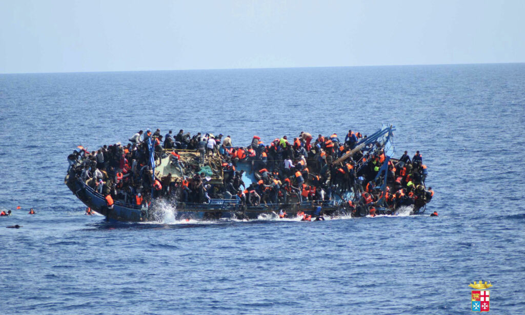 Regner med 10000 båtflyktninger fra Libya hver uke
