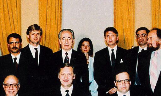 Ny bok: Shimon Peres hjalp med å frigi Joshua French - som takk for norsk atomhjelp til Israel