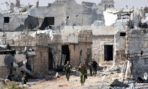 Syriske regjeringsstyrker skal ha avfyrt granat - evakueringen av Øst-Aleppo er utsatt