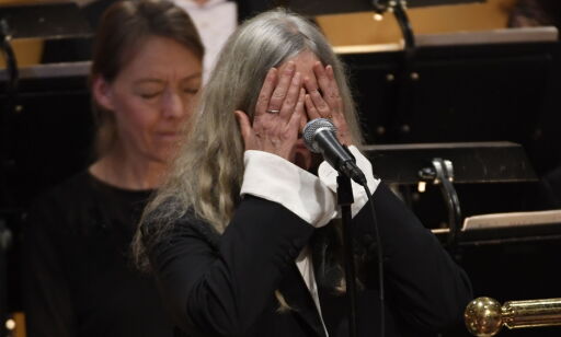 STOCKHOLM 20161210
Patti Smith sjunger under Nobelprisutdelningen i Konserthuset i Stockholm på lördagen.
Foto: Jonas Ekströmer / TT kod 10030