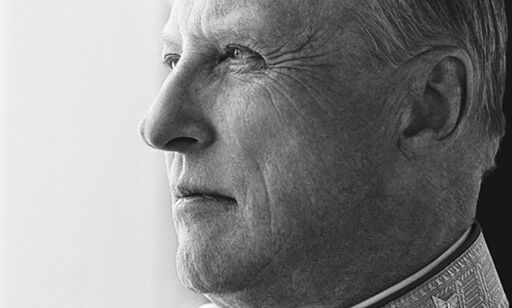 Stor bildespesial: Krig, konflikt og kampen for kjærligheten - nå fyller han 80 år