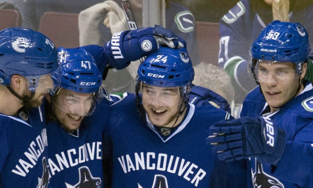 Anklager om drikkekultur i NHL: - Han drikker 20 øl, henger litt med damer og gjør hva han vil