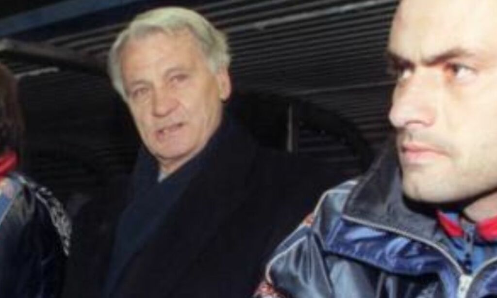 Historien om José Mourinho: Ble sendt ut for å speide. Det han kom tilbake med sjokkerte manageren