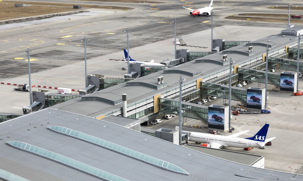 Norsk kvinne pågrepet av PST på Gardermoen for forsøk på IS-deltakelse