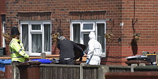 Politiet til væpnet aksjon mot hus i Manchester: - Et voldsomt smell