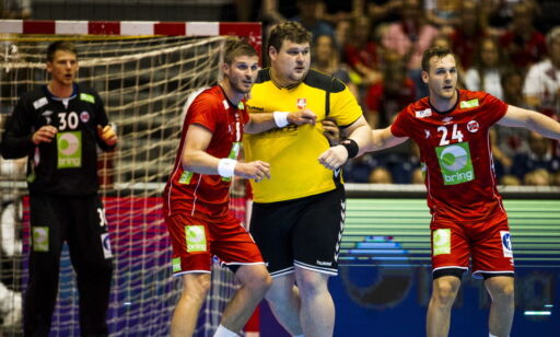 Håndballgutta fikk hakeslepp av 164 kilo tunge Gintaras:- Å fy, det var spesielt