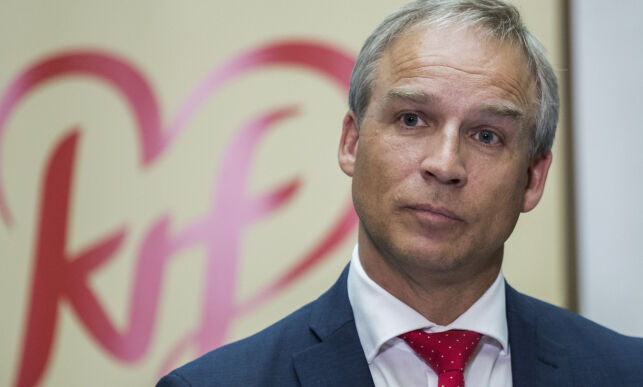 - Vil ikke utfordre Ropstad som leder