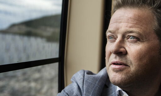 Politiet må grave opp i gamle fartssaker etter Arne Hjeltnes-råkjøring