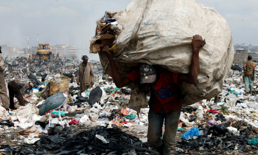 Kenya forbyr plastposer