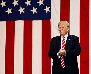Trump om sjokkbilde av amerikansk senator: - Bildet sier mer enn 1000 ord