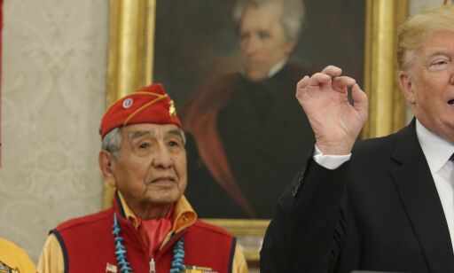 Trump med «motbydelig» Pocahontas-spøk