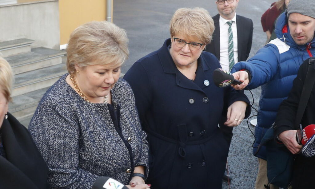 Hareide røper: Slik er Erna, Siv og Trine rundt forhandlingsbordet