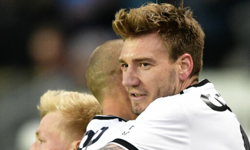 Bendtner flørter videre med FCK