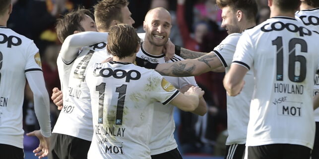 Trønderløse Rosenborg kjørte over Start