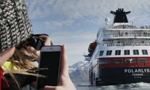 Hurtigruten feirer jubileet med å fjerne all engangsplast