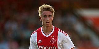 Norsk stortalent advares av Ajax-sjefen: - Trenger et spark bak