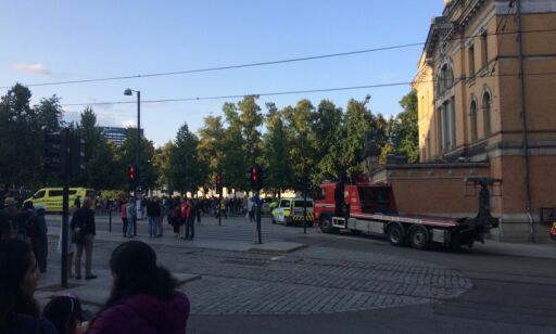 Kaos på T-banestasjon i Oslo - full stans i trafikken