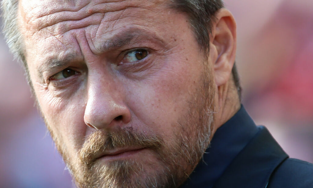 Årets første Premier League-manager sparket